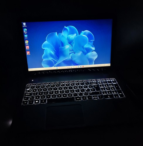 Touchscreen i5 laptop - touchscreen,
